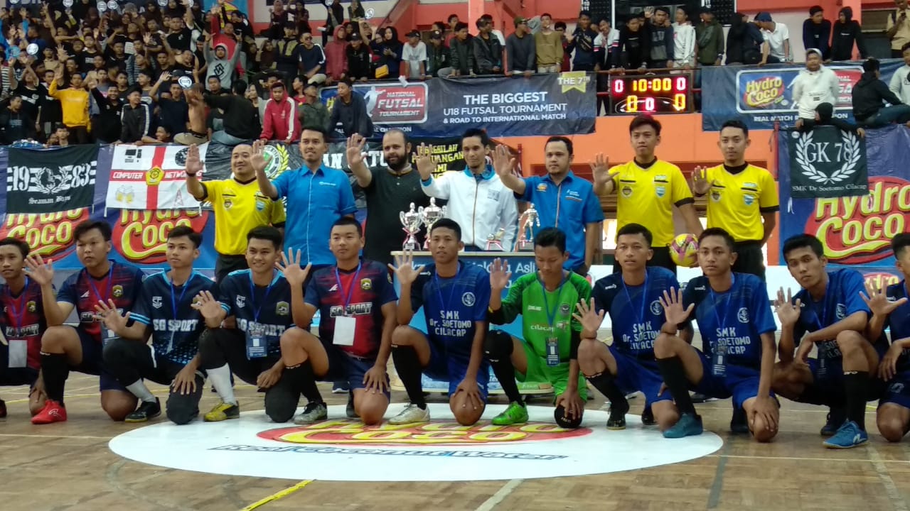 DISEMINASI INFORMASI INSERT CONTENT DALAM UPACARA PEMBUKAAN HYDRO COCO CUP NATIONAL FUTSAL TOURNAMENT WILAYAH BARLINGMASCAKEB DISEMINASI INFORMASI INSERT CONTENT DALAM UPACARA PEMBUKAAN HYDRO COCO CUP NATIONAL FUTSAL TOURNAMENT WILAYAH BARLINGMASCAKEB