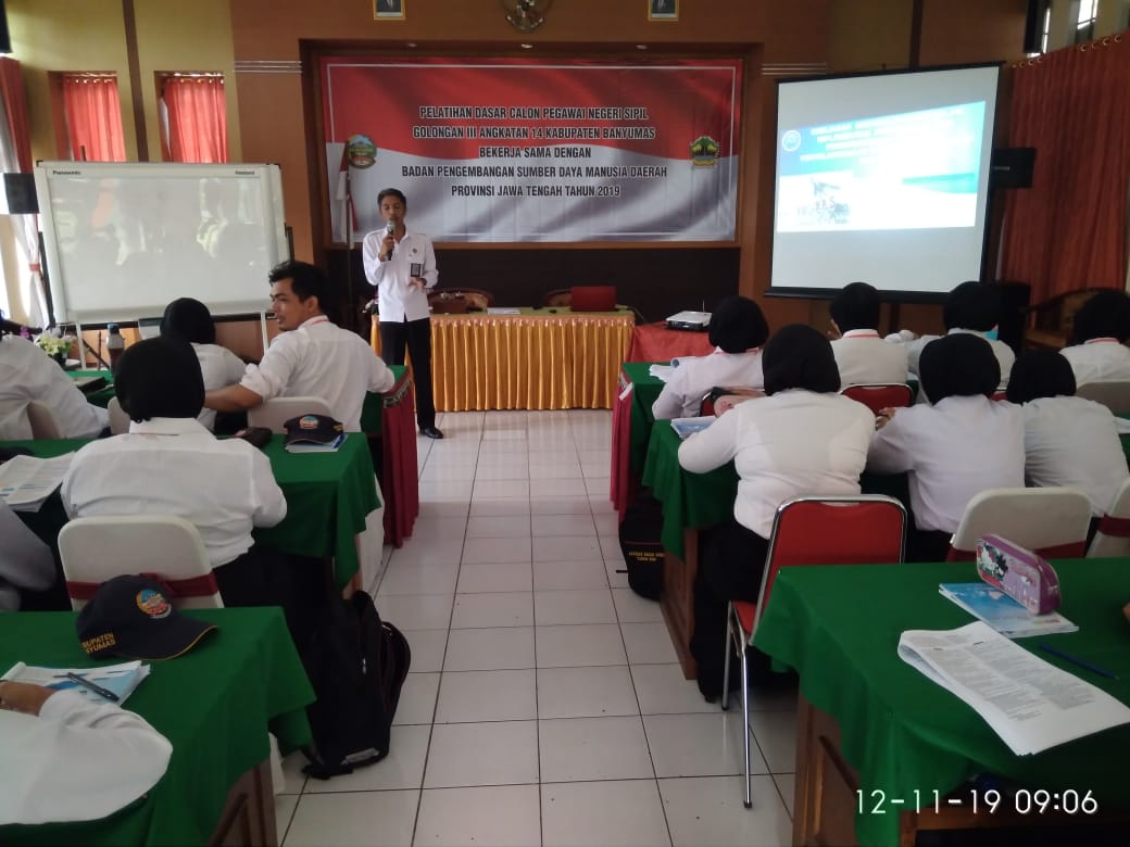 PENYAMPAIAN MATERI SUBSTANSI TEKNIS INSTANSI - PELATIHAN DASAR CPNS GOL III- KABUPATEN BANYUMAS PENYAMPAIAN MATERI SUBSTANSI TEKNIS INSTANSI - PELATIHAN DASAR CPNS GOL III- KABUPATEN BANYUMAS