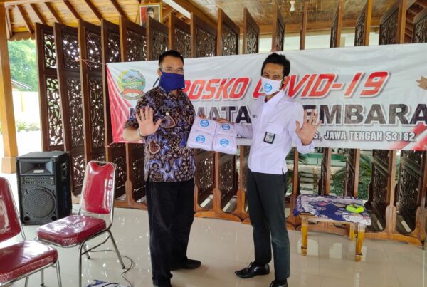 PEMBAGIAN MASKER STOP NARKOBA PEMBAGIAN MASKER STOP NARKOBA
