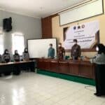 Penandatangan MoU antara BNNK Banyumas dengan SMK N 1 Purwokerto