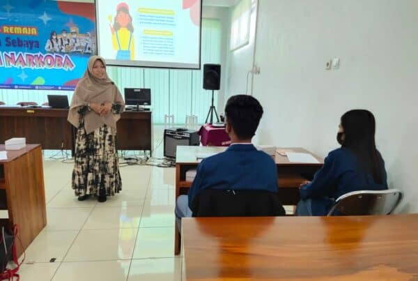 Dialog Interaktif Remaja Sesi 4 Dialog Interaktif Remaja Sesi 4