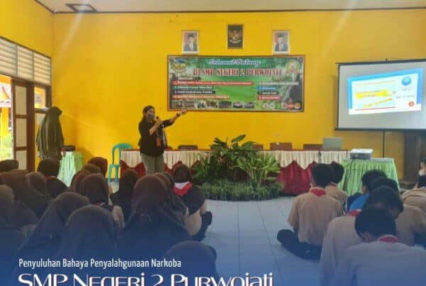 Cegah Narkoba di Sekolah, SMPN 2 Purwojati Gandeng BNNK Banyumas Adakan Penyuluhan